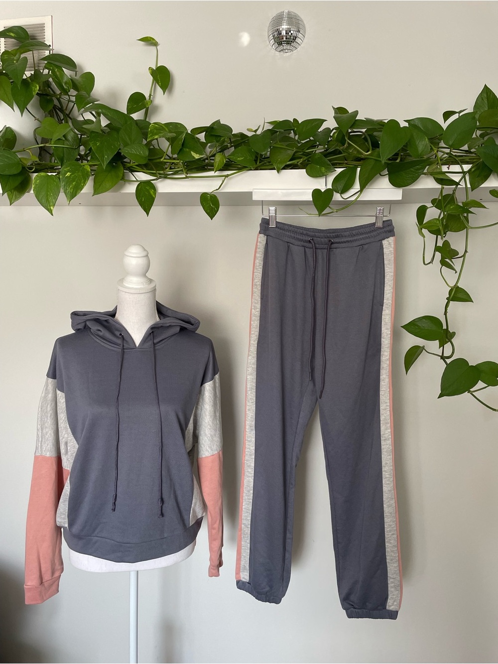 Paper Crane Colorblock Hoodie & Jogger Pants Set Grey Pink Cozy Athleisure